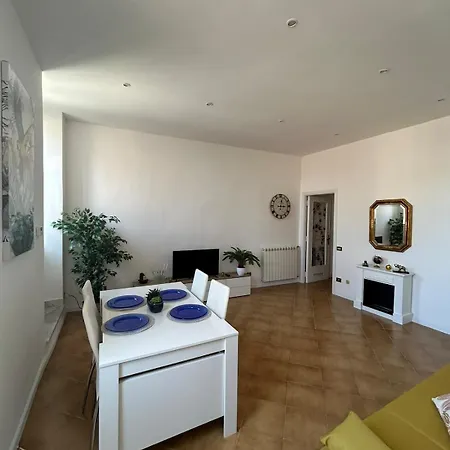 La Vista Sulla Piazza