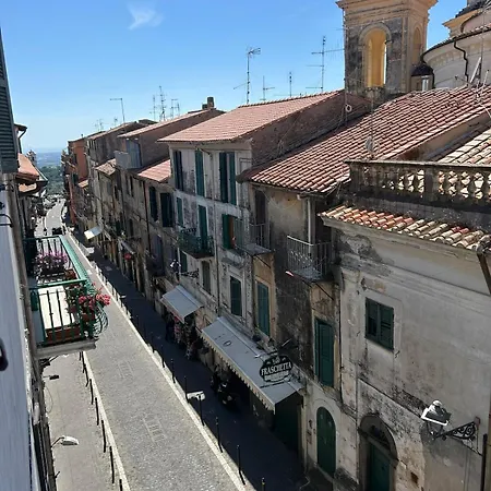 La Vista Sulla Piazza Appartamento *
